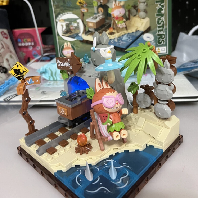 Lafufu The Monsters Forest Secret Base Limited Edition Scene Series Building Block Kid Labubu Doll Puzzle Assembly Toy Cute Gift
Lafufu The Monsters Forest Secret Base Limited Edition Scene Series Building Block Kid Labubu Doll Puzzle Assembly Toy Cute Gift