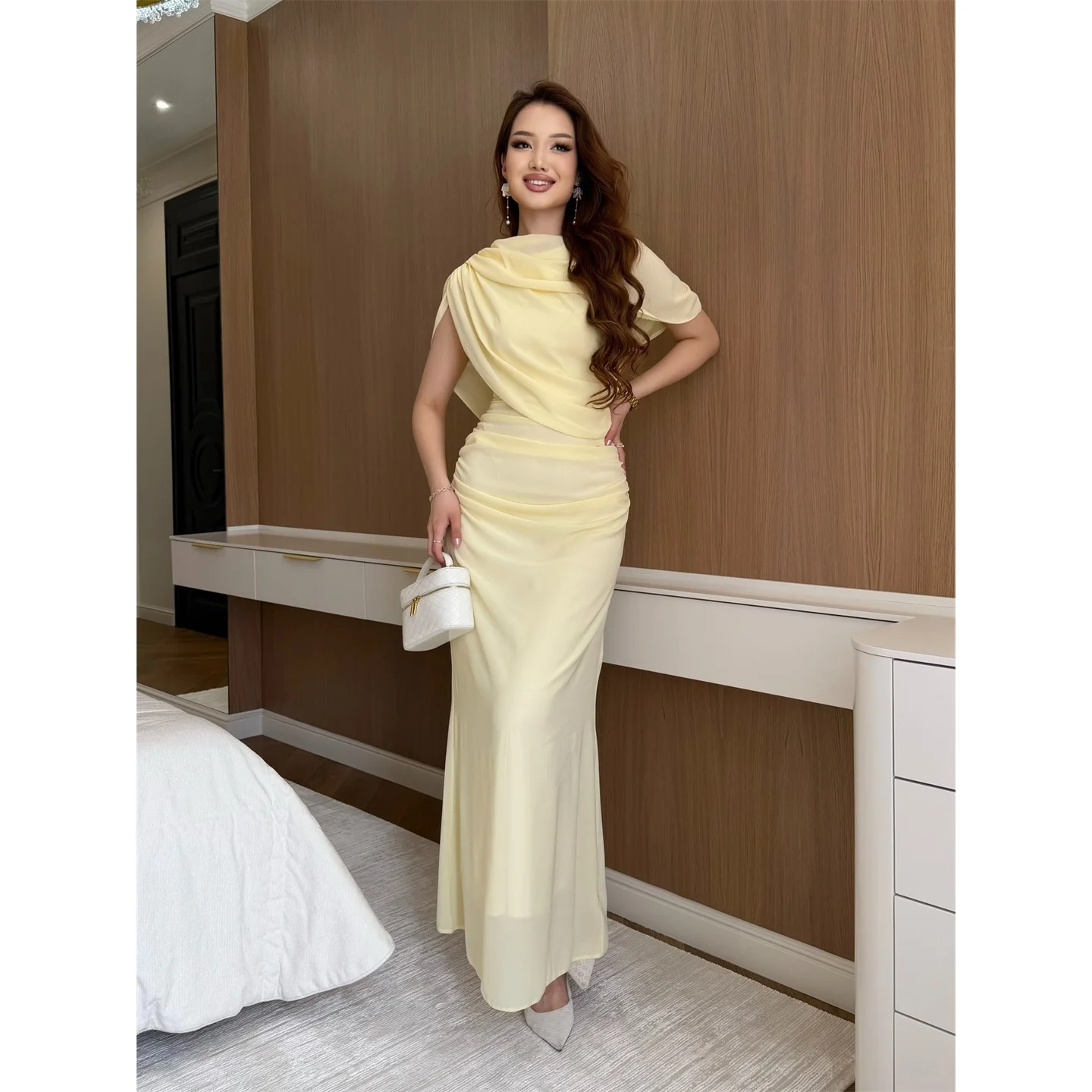 EDECPBM Jersey One-Shoulder Champagne Mermaid Evening Dress 2026 Prom Dress Women's Formal Evening Customized Robes de Soirée
EDECPBM Jersey One-Shoulder Champagne Mermaid Evening Dress 2026 Prom Dress Women's Formal Evening Customized Robes de Soirée