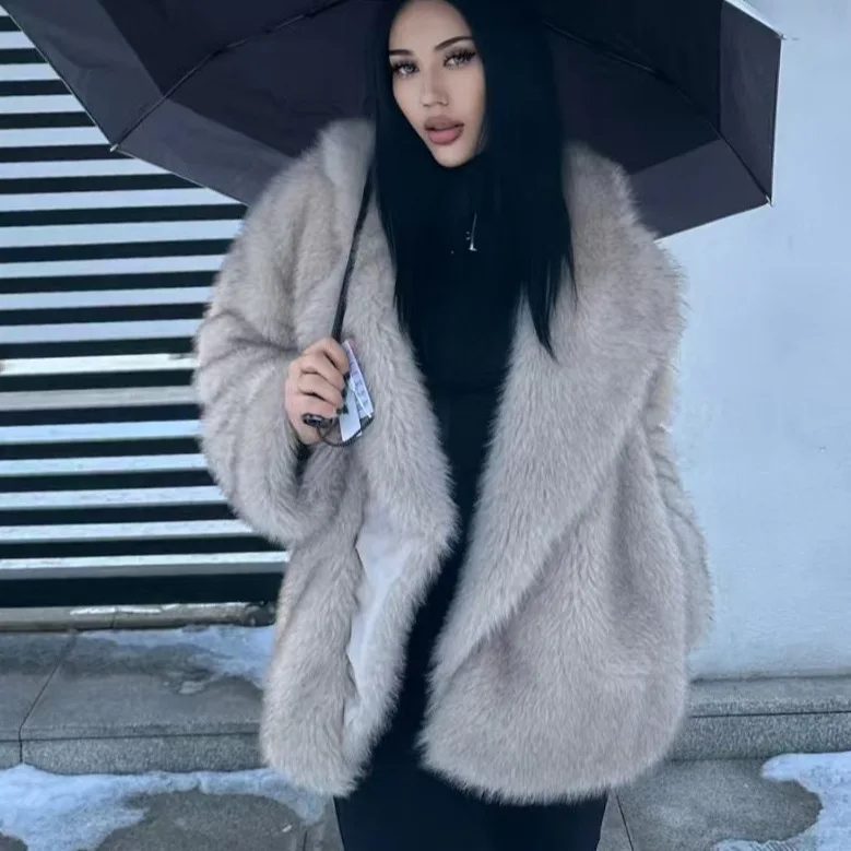 Internet Celebrity Ins Big Collar Fox Fur Coat Loose Furry Faux Fur Fluffy Soft Environmentally Friendly Fur Jacket
Internet Celebrity Ins Big Collar Fox Fur Coat Loose Furry Faux Fur Fluffy Soft Environmentally Friendly Fur Jacket