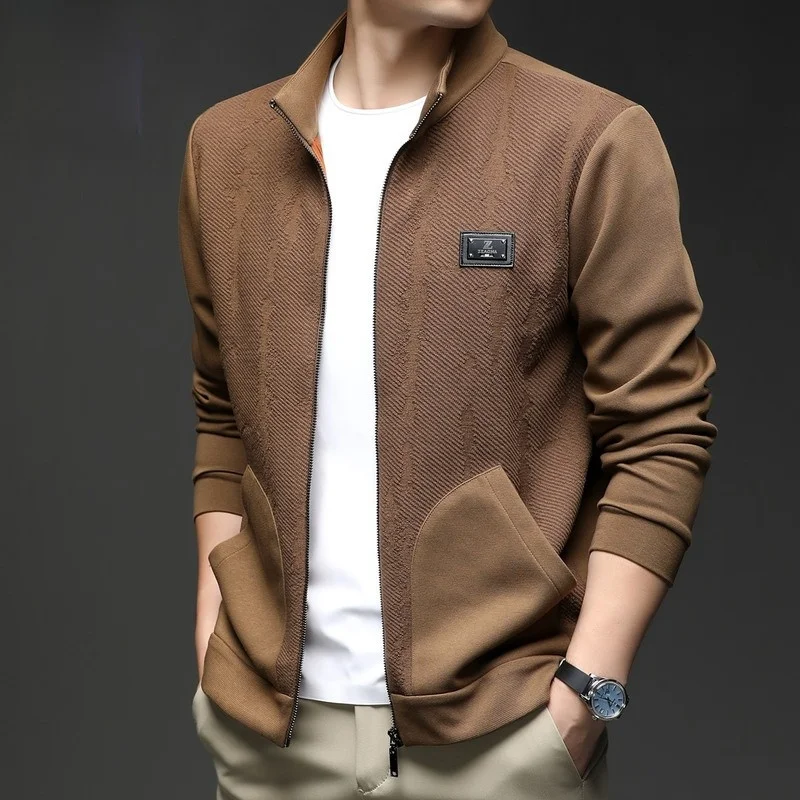 Мужская куртка премиум-класса: осенняя новинка, модный дизайн с цветными блоками и вышивкой, свободный крой, повседневная спортивная верхняя одежда с воротником-стойкой, городской стиль
Мужская куртка премиум-класса: осенняя новинка, модный дизайн с цветными блоками и вышивкой, свободный крой, повседневная спортивная верхняя одежда с воротником-стойкой, городской стиль