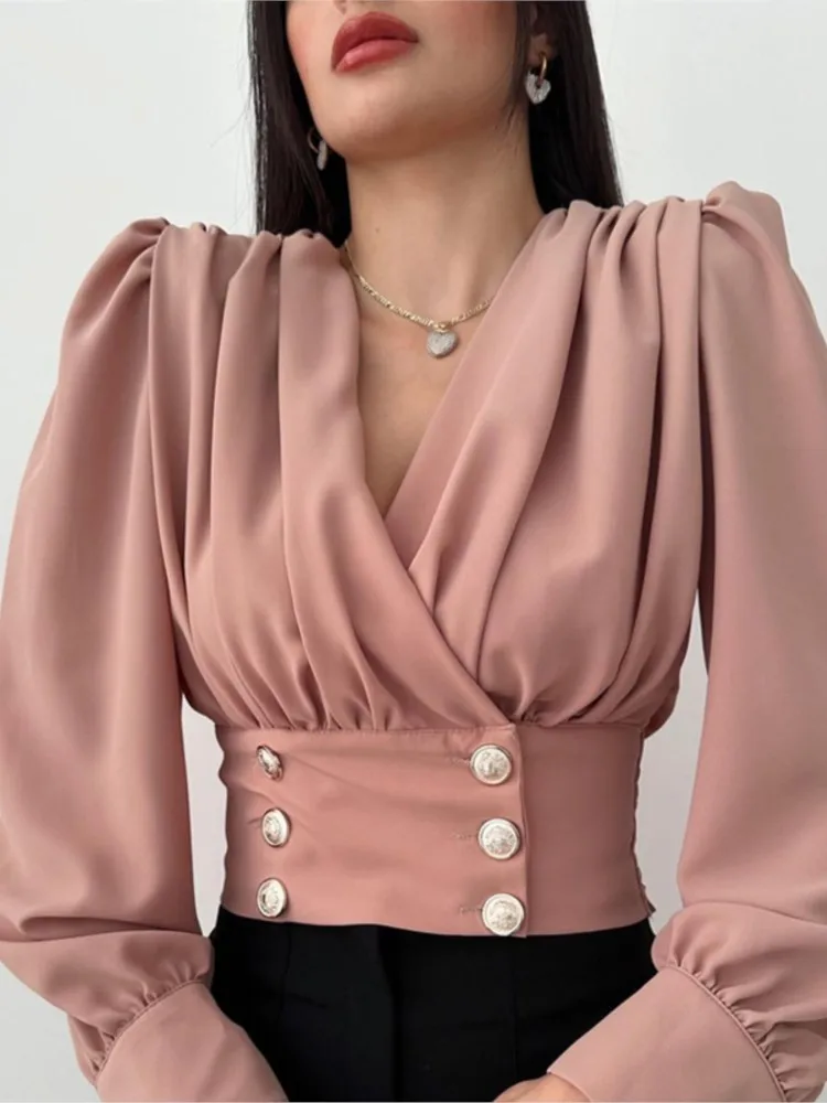 Retro Shirt 2024 Spring/Autumn Women's V-neck Sexy Long sleeved Short Waist Bag Bubble Sleeve Button Solid Color Shirt
Retro Shirt 2024 Spring/Autumn Women's V-neck Sexy Long sleeved Short Waist Bag Bubble Sleeve Button Solid Color Shirt