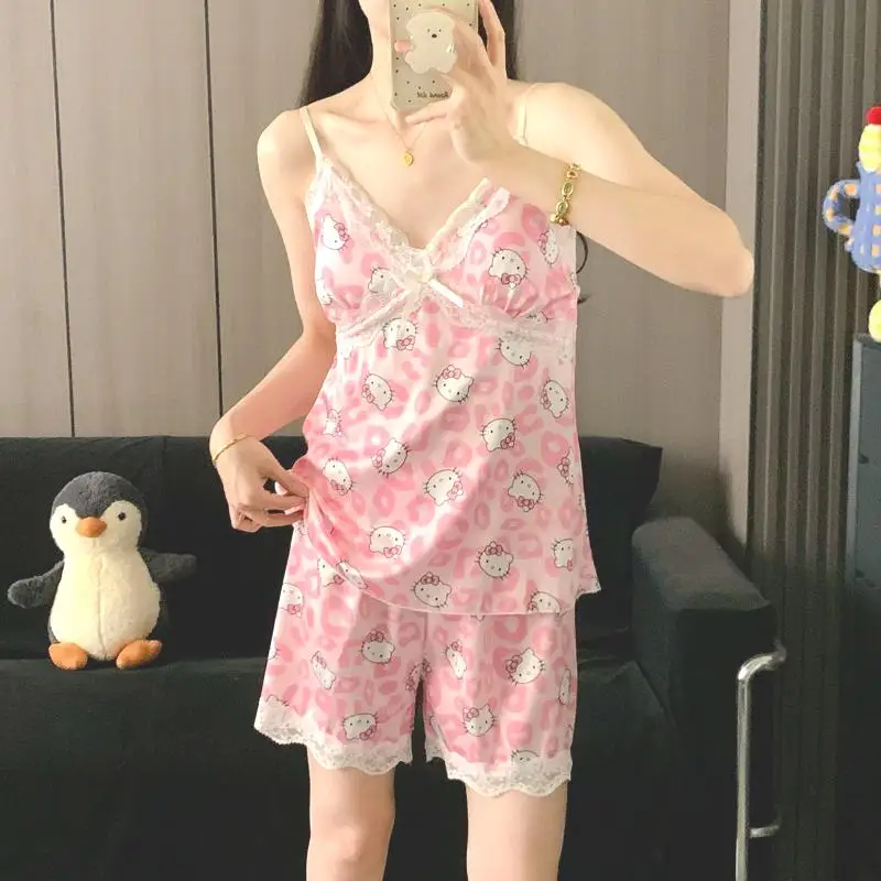 Милые пижамы Sanrio Hello Kitty Kawaii, шорты на подтяжках для девочек, милая повседневная модная удобная домашняя одежда, элитные подарки
Милые пижамы Sanrio Hello Kitty Kawaii, шорты на подтяжках для девочек, милая повседневная модная удобная домашняя одежда, элитные подарки