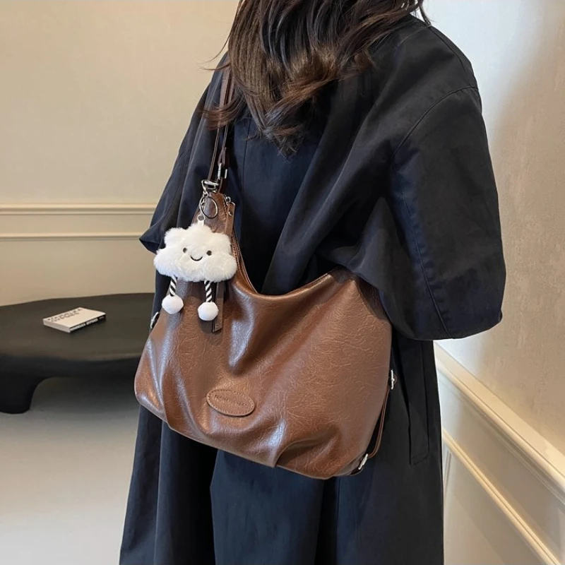 Women's Vintage Oil Wax Leather Hobo Shoulder Bag Spacious for Daily Office, Streetwear, Weekend Travel & Errands Bags for Women
Women's Vintage Oil Wax Leather Hobo Shoulder Bag Spacious for Daily Office, Streetwear, Weekend Travel & Errands Bags for Women