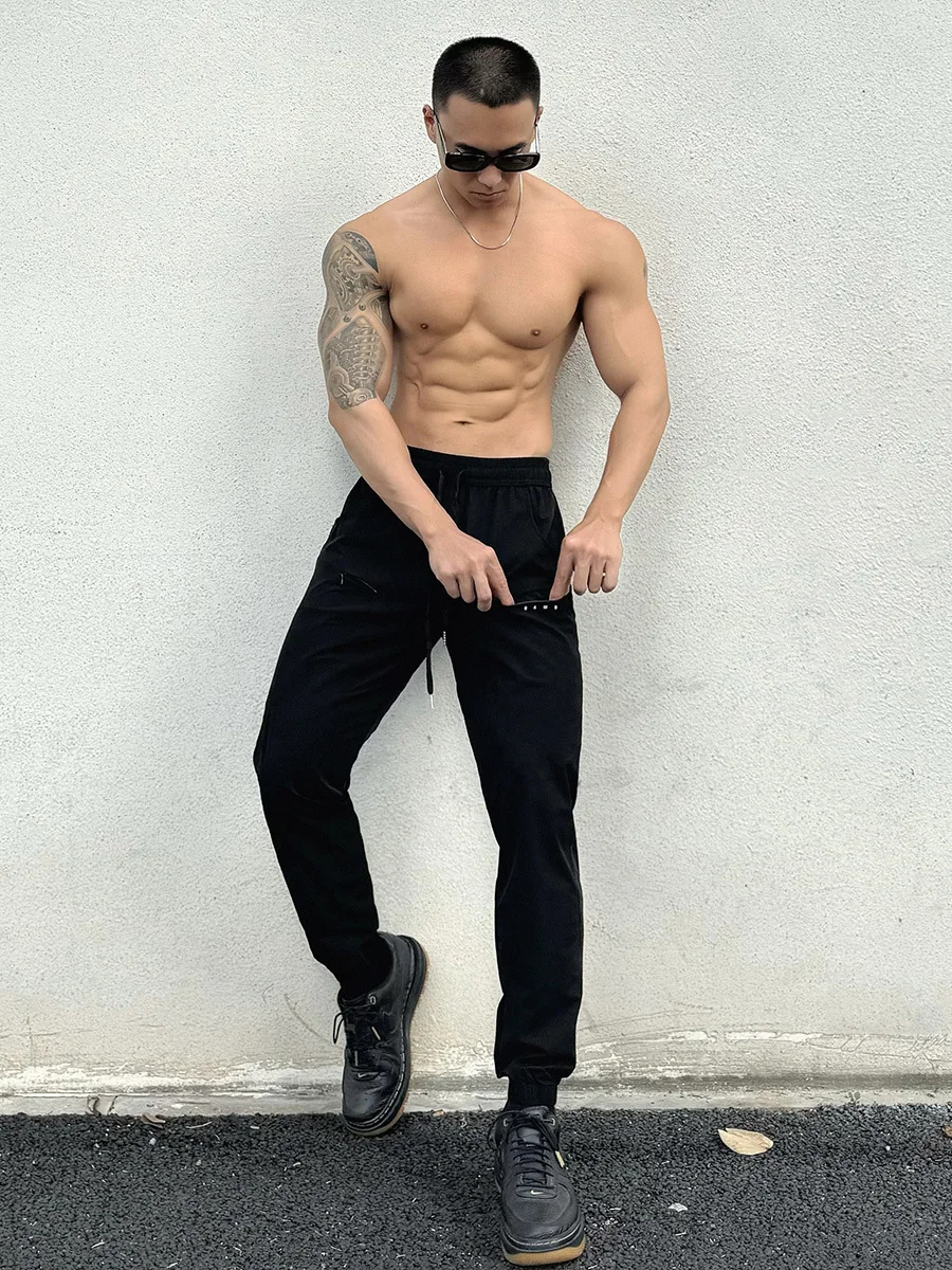 Uawo мужские спортивные брюки Qui Dry, тонкие повседневные брюки для тренировок по бегу, эластичные длинные брюки для фитнеса, осенний сезон
Uawo мужские спортивные брюки Qui Dry, тонкие повседневные брюки для тренировок по бегу, эластичные длинные брюки для фитнеса, осенний сезон