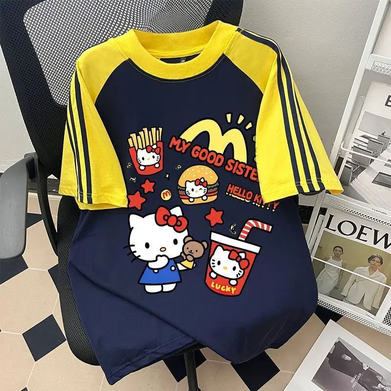 Hello Kitty Свободная повседневная футболка большого размера с короткими рукавами для мужчин и женщин с одинаковым абзацем, летняя новая женская одежда с принтом Y2k
Hello Kitty Свободная повседневная футболка большого размера с короткими рукавами для мужчин и женщин с одинаковым абзацем, летняя новая женская одежда с принтом Y2k