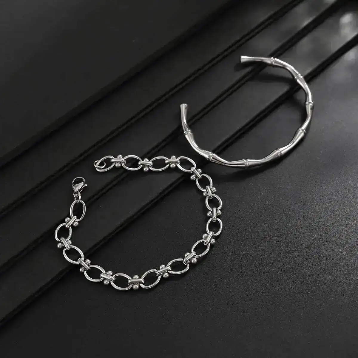 PuRui 2 Pcs/Set Punk Stainless Steel Chain Bracelet for Men Vintage Double Layer Bamboo Charm Bangle Waterproof Hand Jewelry
PuRui 2 Pcs/Set Punk Stainless Steel Chain Bracelet for Men Vintage Double Layer Bamboo Charm Bangle Waterproof Hand Jewelry