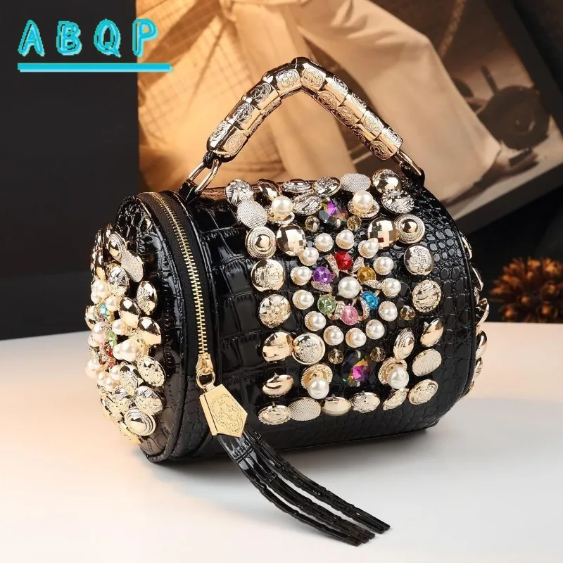 Women's Diamond Handbags Luxury Brand Genuine Leather Women's Diamond Shoulder Bags Buttons and Rivets Fashion Women's Bags
Women's Diamond Handbags Luxury Brand Genuine Leather Women's Diamond Shoulder Bags Buttons and Rivets Fashion Women's Bags
