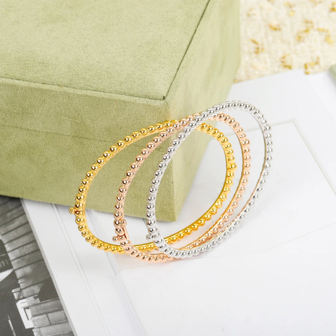 Europe Hot Designer 925 Silver Rose Gold Bead Bracelet Women Top Quality Luxury Jewelry Anniversary Gift Trend
Europe Hot Designer 925 Silver Rose Gold Bead Bracelet Women Top Quality Luxury Jewelry Anniversary Gift Trend
