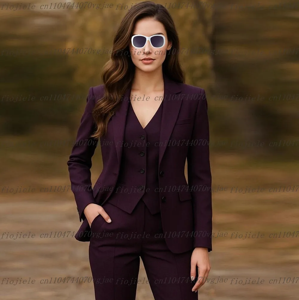 Темно-фиолетовый деловой женский костюм для свадебной вечеринки, выпускного вечера, дамы, мать, девушка, жена, смокинги, костюм, комплект из 3 предметов, пиджак, жилет, брюки
Темно-фиолетовый деловой женский костюм для свадебной вечеринки, выпускного вечера, дамы, мать, девушка, жена, смокинги, костюм, комплект из 3 предметов, пиджак, жилет, брюки