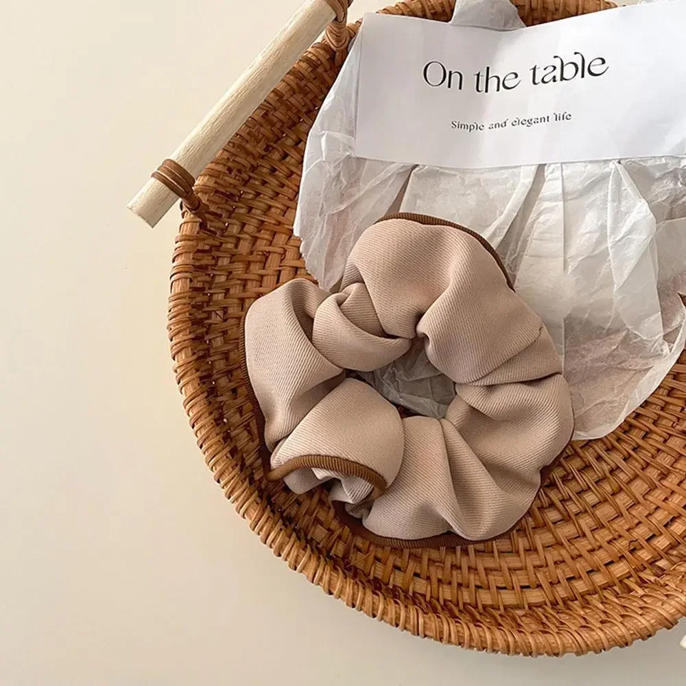 7Pcs Beige Coffee Hair Scrunchies Soft Elastic Hair Bands Plaid Classic Patterns Hair Rope Set Vintage Chic Hair Accessories
7Pcs Beige Coffee Hair Scrunchies Soft Elastic Hair Bands Plaid Classic Patterns Hair Rope Set Vintage Chic Hair Accessories