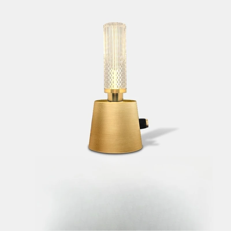 Golden luxury camping atmosphere light household desk lamp pony outdoor lighting lantern portable lamp camping lamp
Golden luxury camping atmosphere light household desk lamp pony outdoor lighting lantern portable lamp camping lamp