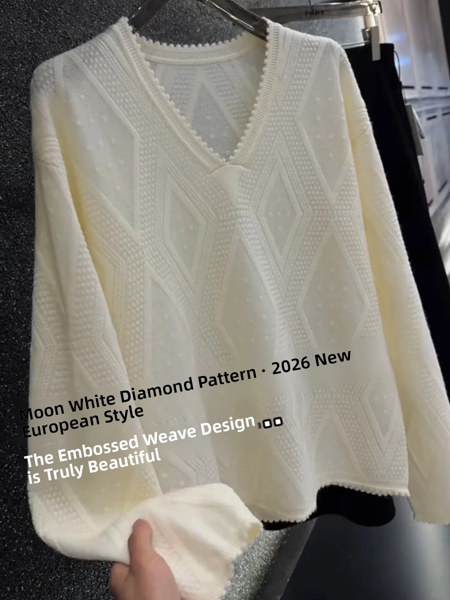 Spring 2026 V-Neck Long Sleeve Loose Fit Knitted Ogees Women's Casual Style Comfortable Breathable Knitwear Full-Body Shirt
Spring 2026 V-Neck Long Sleeve Loose Fit Knitted Ogees Women's Casual Style Comfortable Breathable Knitwear Full-Body Shirt