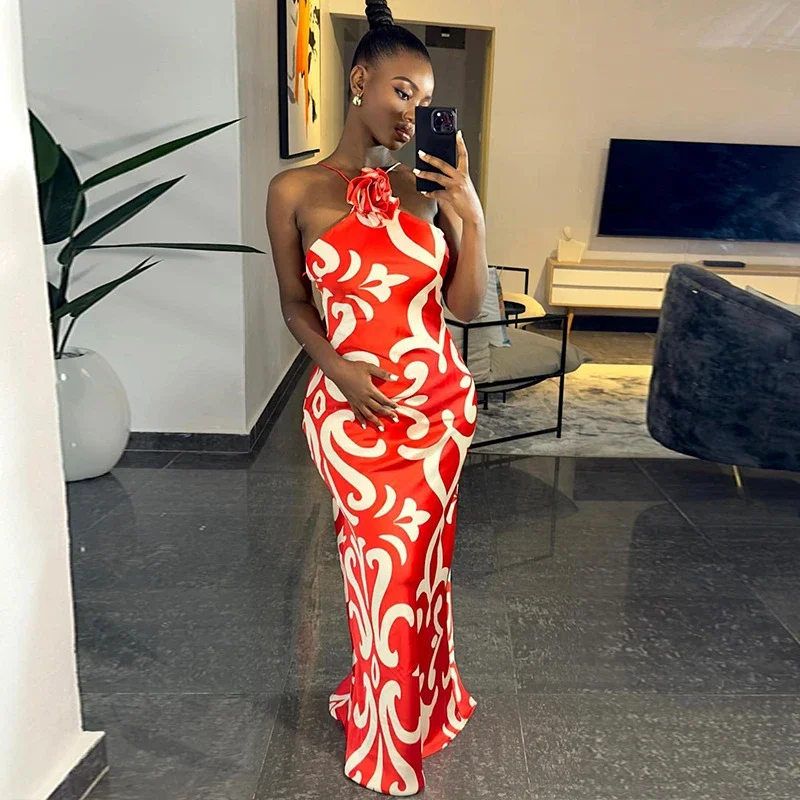 Fashionable European Style Printed Sexy Sleeveless Halter Neck Floral Decorated Hip Dress Trendy Women's Ready-Made Dress
Fashionable European Style Printed Sexy Sleeveless Halter Neck Floral Decorated Hip Dress Trendy Women's Ready-Made Dress
