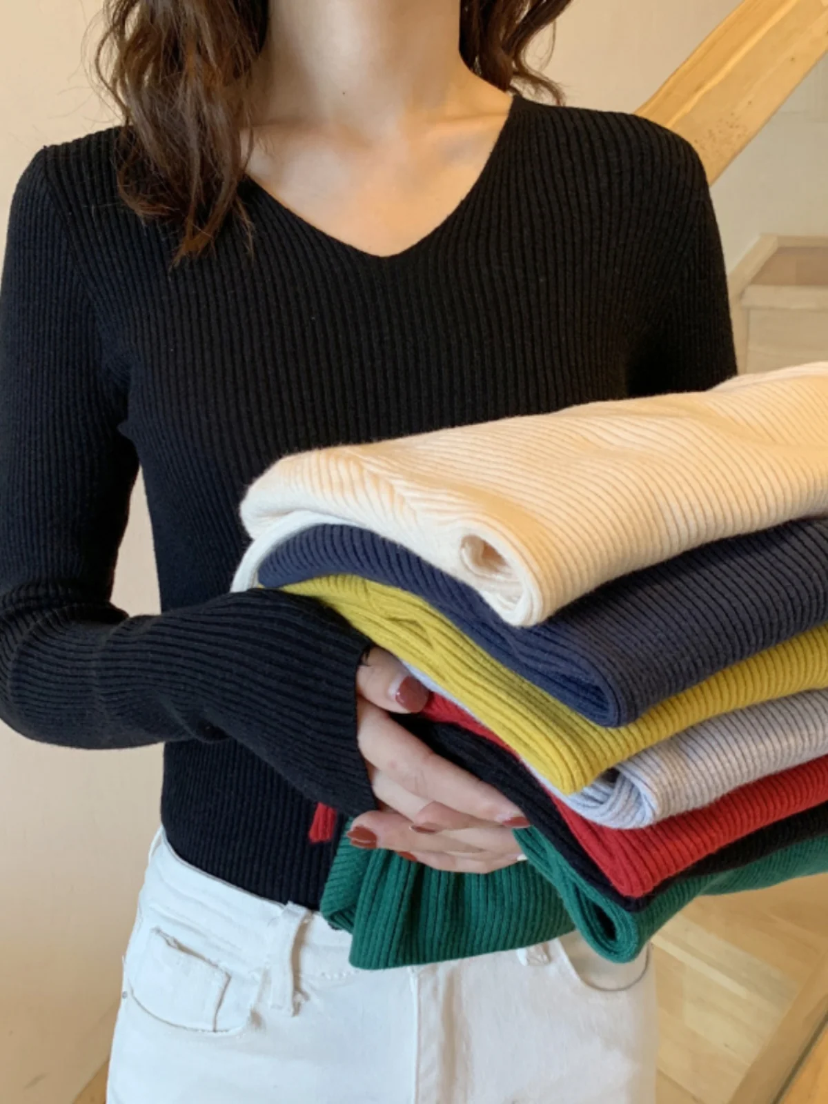 Autumn Winter V-Neck Long Sleeve plus Size Overhead Knitwear Women Color Versatile Slim Fit Base Shirt Korean Style
Autumn Winter V-Neck Long Sleeve plus Size Overhead Knitwear Women Color Versatile Slim Fit Base Shirt Korean Style