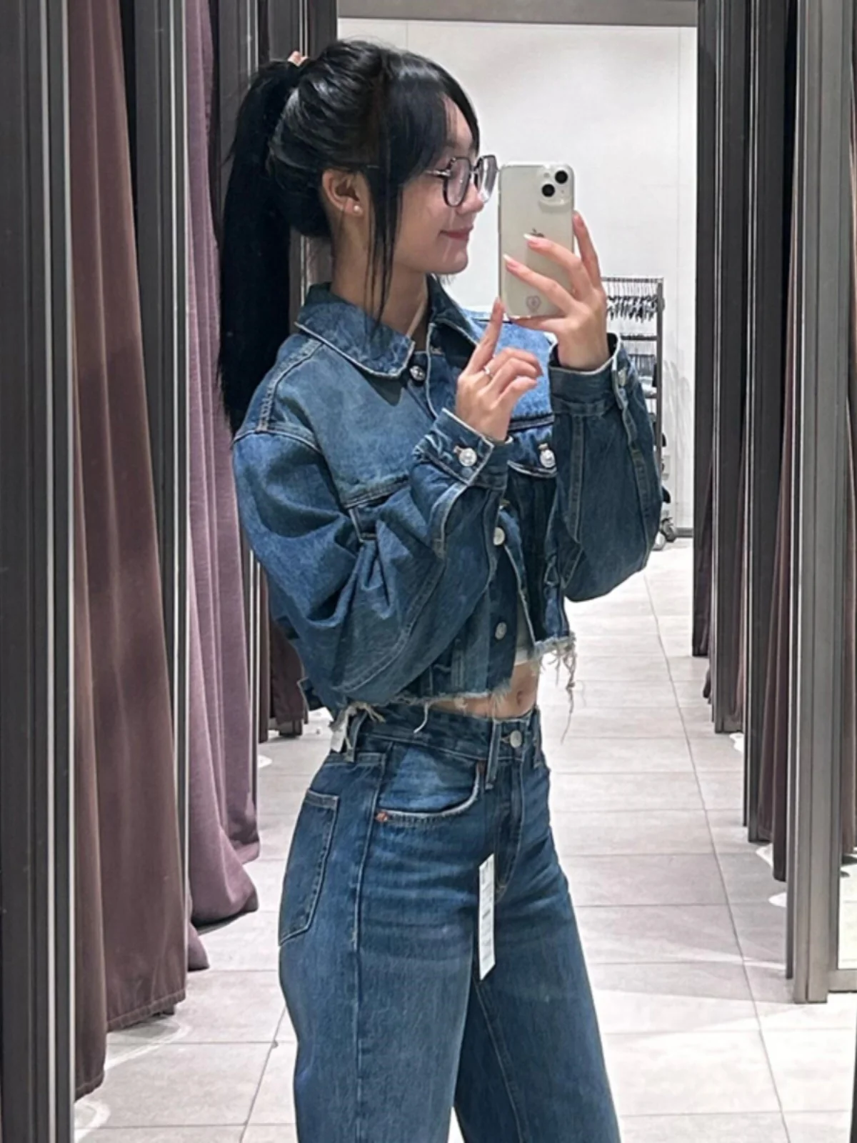 Синий джинсовый тюнер с потертостями по краю, женский весенне-осенний маленький размер с высокой талией, длинная застежка на пуговицы све, чистый цвет
Синий джинсовый тюнер с потертостями по краю, женский весенне-осенний маленький размер с высокой талией, длинная застежка на пуговицы све, чистый цвет