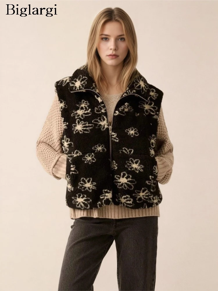 Autumn Winter Lambswool Sleeveless Vests Coat Women Flower Floral Fashion Ladies Vests Jackets Casual Loose Woman Coats
Autumn Winter Lambswool Sleeveless Vests Coat Women Flower Floral Fashion Ladies Vests Jackets Casual Loose Woman Coats