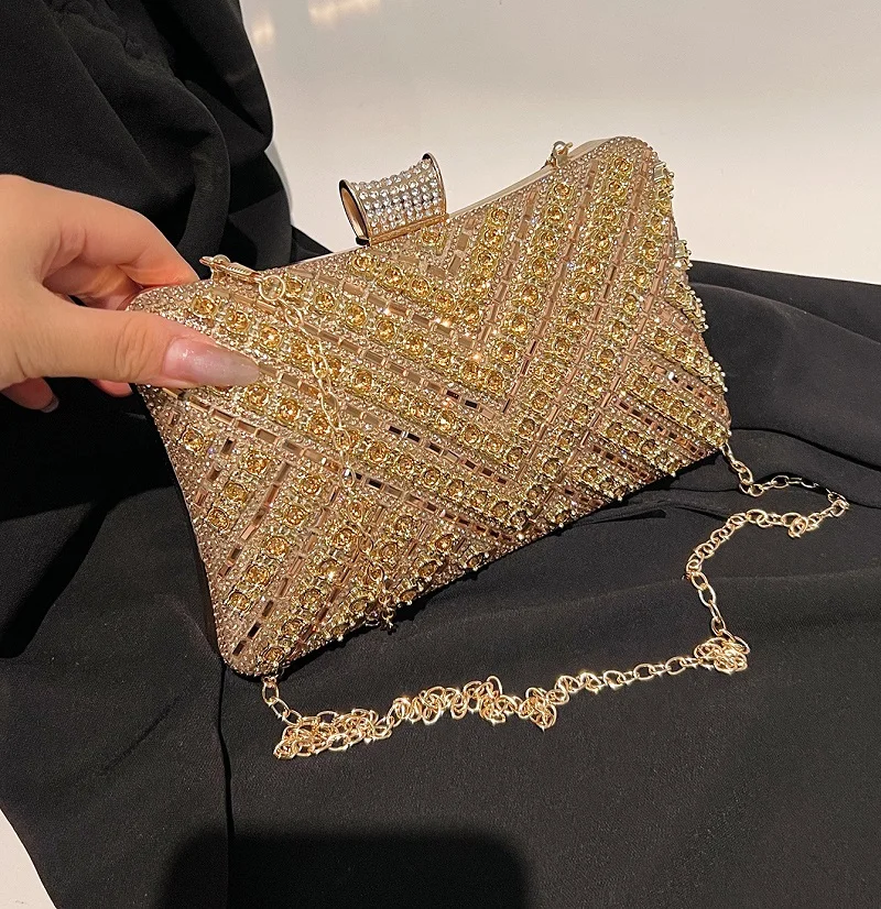 Beaded Shoulder Bag Metallic Luxury Glitter Bag Rhinestone Clutch Bag Decorative For Reception Prom Cocktail Party
Beaded Shoulder Bag Metallic Luxury Glitter Bag Rhinestone Clutch Bag Decorative For Reception Prom Cocktail Party