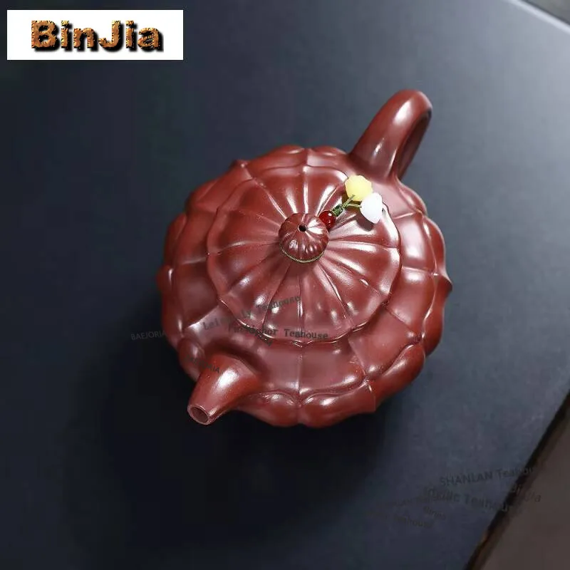 350ml Yixing Purple Clay Teapots Artists Handmade Ruyi Duo Zhi Pot Raw Ore Dragon's Blood Sand Kettle With Infuser Zisha Tea Set
350ml Yixing Purple Clay Teapots Artists Handmade Ruyi Duo Zhi Pot Raw Ore Dragon's Blood Sand Kettle With Infuser Zisha Tea Set