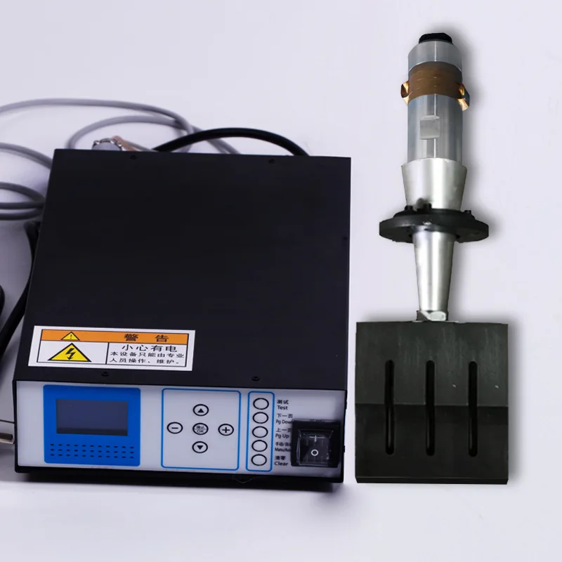 New 15kHz 20kHz ultrasonic generator with transducer and horn 220V/110V 2000-2600W
New 15kHz 20kHz ultrasonic generator with transducer and horn 220V/110V 2000-2600W