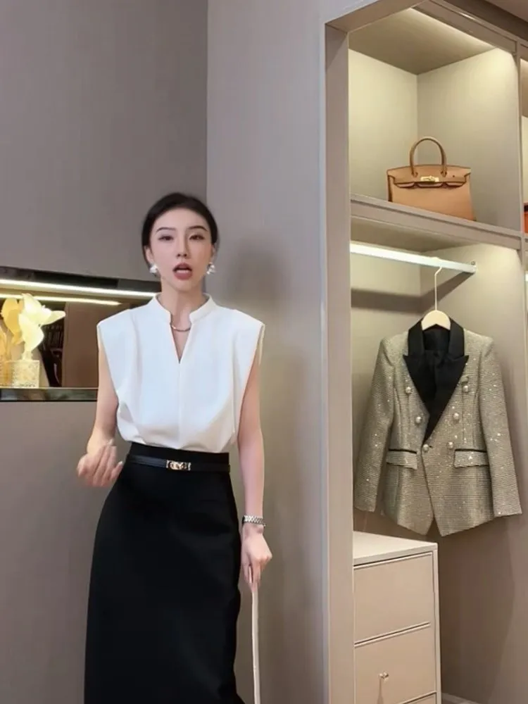 Summer Elegant High-End Stand Collar Business Slim Fit A-Line Skirt Set Fashionable Korean Style Polyester Fiber Two-Piece Suit
Summer Elegant High-End Stand Collar Business Slim Fit A-Line Skirt Set Fashionable Korean Style Polyester Fiber Two-Piece Suit