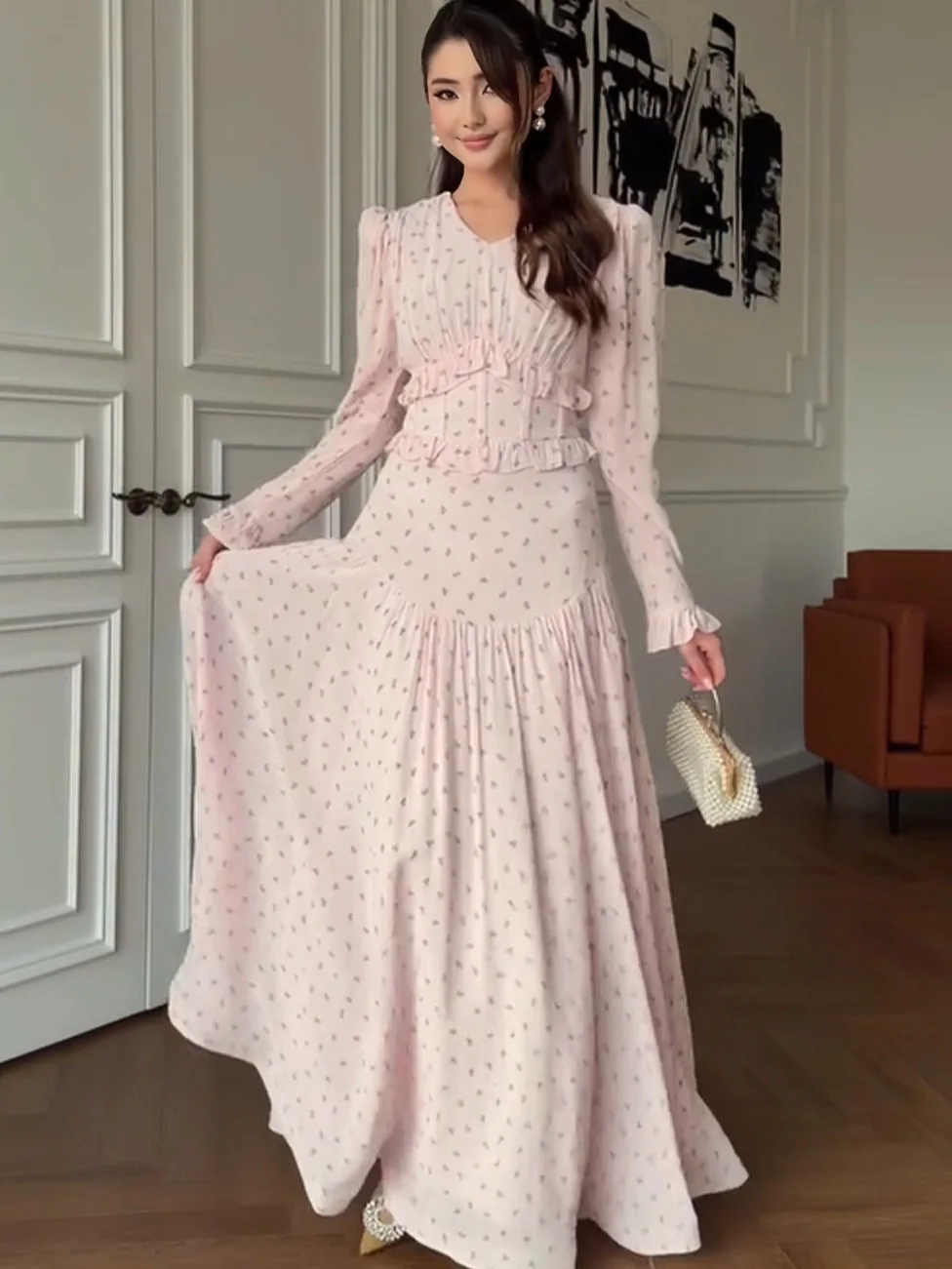 Summer Autumn 2026 New Fashion Waist Printed Long Skirt Dress Elegant Style for Women
Summer Autumn 2026 New Fashion Waist Printed Long Skirt Dress Elegant Style for Women