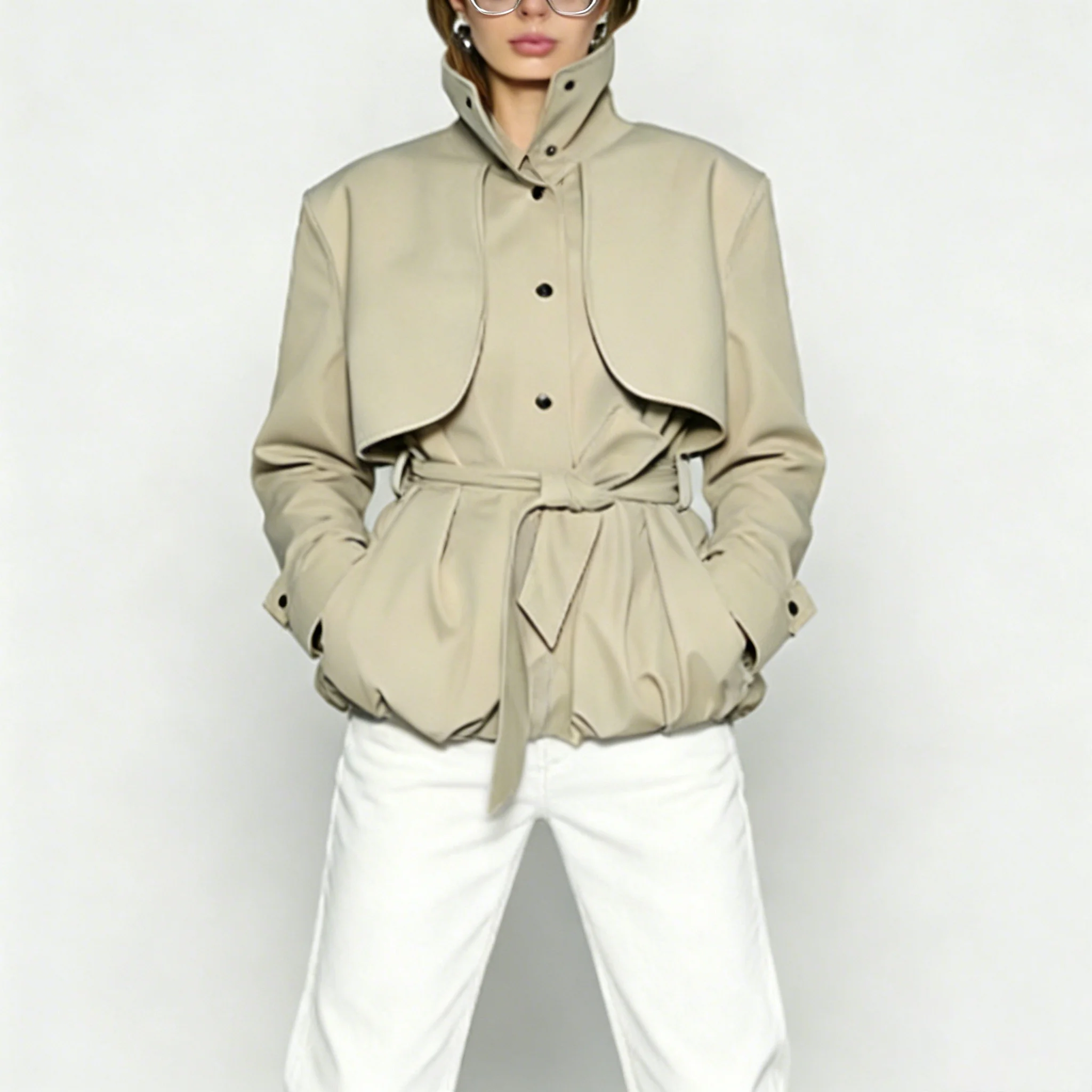 LIMO Women's Short Trench Coat with Belt Minimalist Design Cropped Windbreaker Lapel Casual Outerwear Versatile Autumn Jacket
LIMO Women's Short Trench Coat with Belt Minimalist Design Cropped Windbreaker Lapel Casual Outerwear Versatile Autumn Jacket