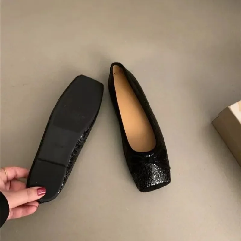 Square Toe Ballet Flat Shoes for Women's Fashion Mary Jane Shoes Casual Silver Shallow Mouth Soft Soled Shoes Zapatos De Mujer
Square Toe Ballet Flat Shoes for Women's Fashion Mary Jane Shoes Casual Silver Shallow Mouth Soft Soled Shoes Zapatos De Mujer