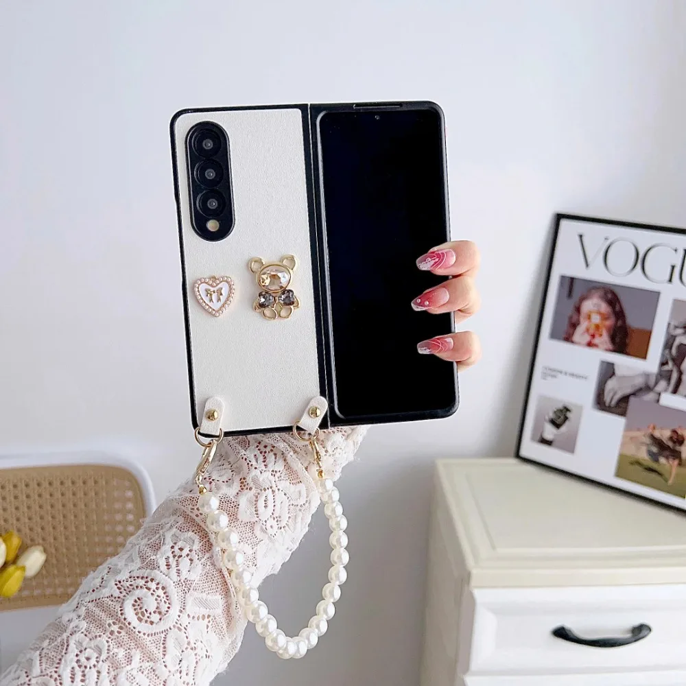 Korean Luxury Fashion Leather Phone Case for Samsung Galaxy Z Fold 7 6 5 4 3 Bow Pearl Bracelet Chain Love Heart Protect Cover
Korean Luxury Fashion Leather Phone Case for Samsung Galaxy Z Fold 7 6 5 4 3 Bow Pearl Bracelet Chain Love Heart Protect Cover