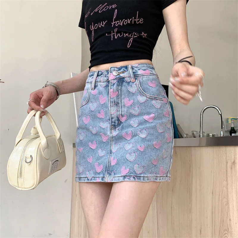 2025 Trend Women's Y2K Jeans Skirt - Dongdaemun Style High Waist Slimming Denim A-Line Skirt 3D Heart Print Bodycon Streetwear
2025 Trend Women's Y2K Jeans Skirt - Dongdaemun Style High Waist Slimming Denim A-Line Skirt 3D Heart Print Bodycon Streetwear