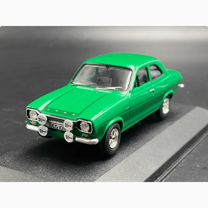Corgi 1:43 Ford Escort mk1 rs2000 зеленая имитация сплава модель автомобиля статическая коллекция украшенные праздничные подарки игрушки
Corgi 1:43 Ford Escort mk1 rs2000 зеленая имитация сплава модель автомобиля статическая коллекция украшенные праздничные подарки игрушки