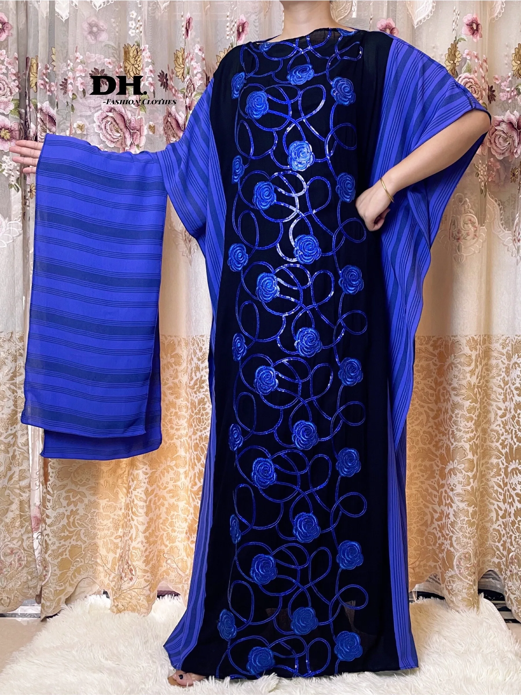 New Dubai Abaya Free Size Sequins Embroidery Dress Arab High Grade Comfortable Fabric Women Muslim Kaftan Turkish Moroccan Robe
New Dubai Abaya Free Size Sequins Embroidery Dress Arab High Grade Comfortable Fabric Women Muslim Kaftan Turkish Moroccan Robe