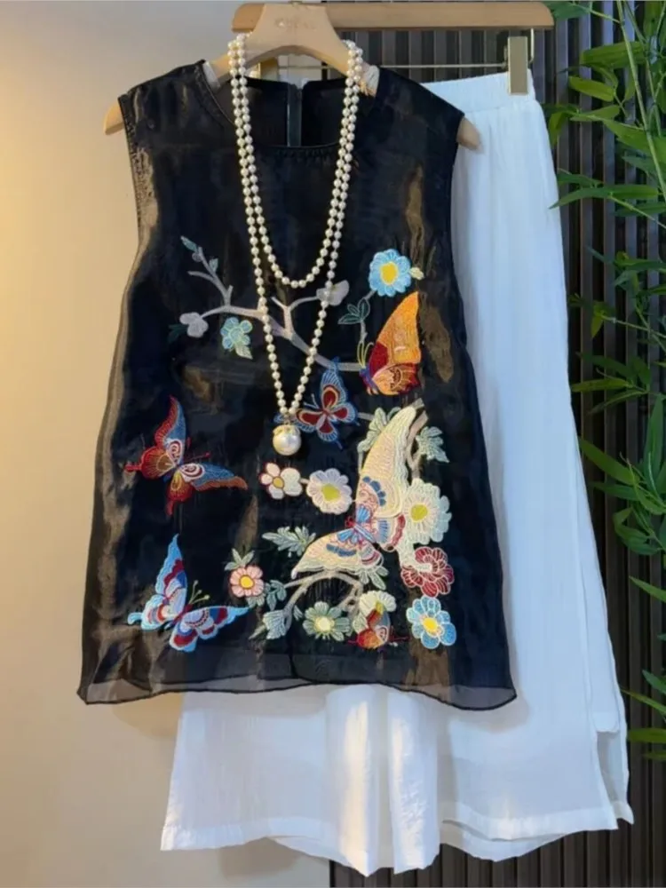 New plus-size women's clothing Chinese-style embroidered jacquard sleeveless top and pants two-piece set
New plus-size women's clothing Chinese-style embroidered jacquard sleeveless top and pants two-piece set