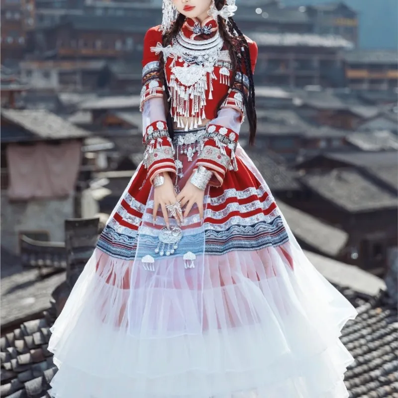 New styles of ethnic costumes for women red performances and travel photography
New styles of ethnic costumes for women red performances and travel photography