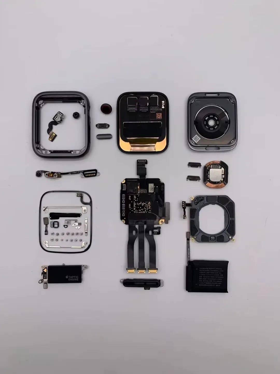 Replacing Metal Middle Frame For Apple Watch Series 7 / 8 / 9 41MM GPS / 41mm LTE / 45MM GPS / 45mm LTE, Repair Replacement Part
Replacing Metal Middle Frame For Apple Watch Series 7 / 8 / 9 41MM GPS / 41mm LTE / 45MM GPS / 45mm LTE, Repair Replacement Part