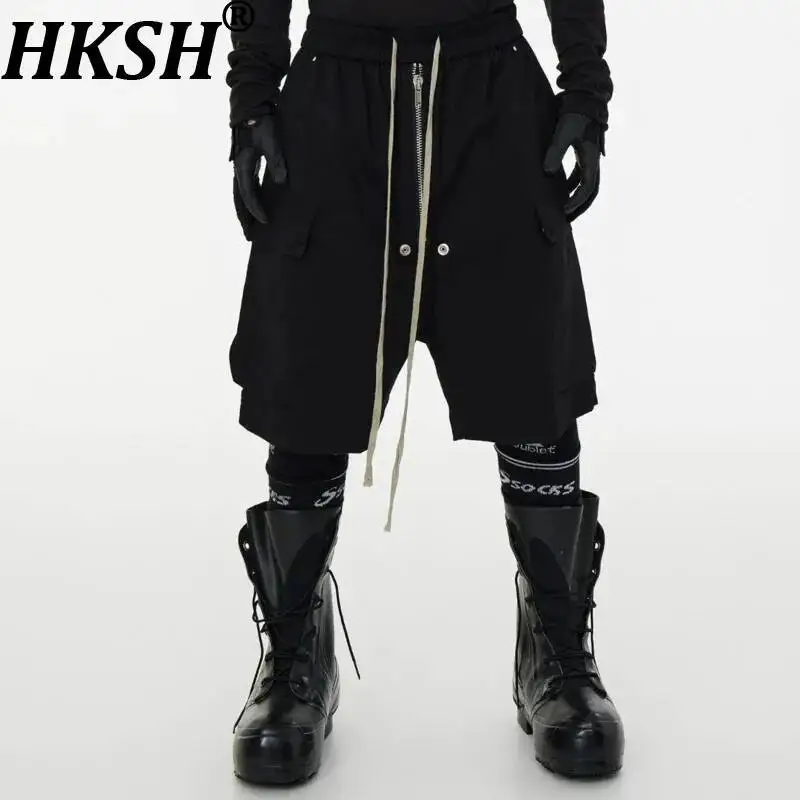 HKSH Functional American High Street Dark Multi-Pockets Cargo Shorts Men's Trendy Drawstring Niche Loose Straight Capris HK24348
HKSH Functional American High Street Dark Multi-Pockets Cargo Shorts Men's Trendy Drawstring Niche Loose Straight Capris HK24348
