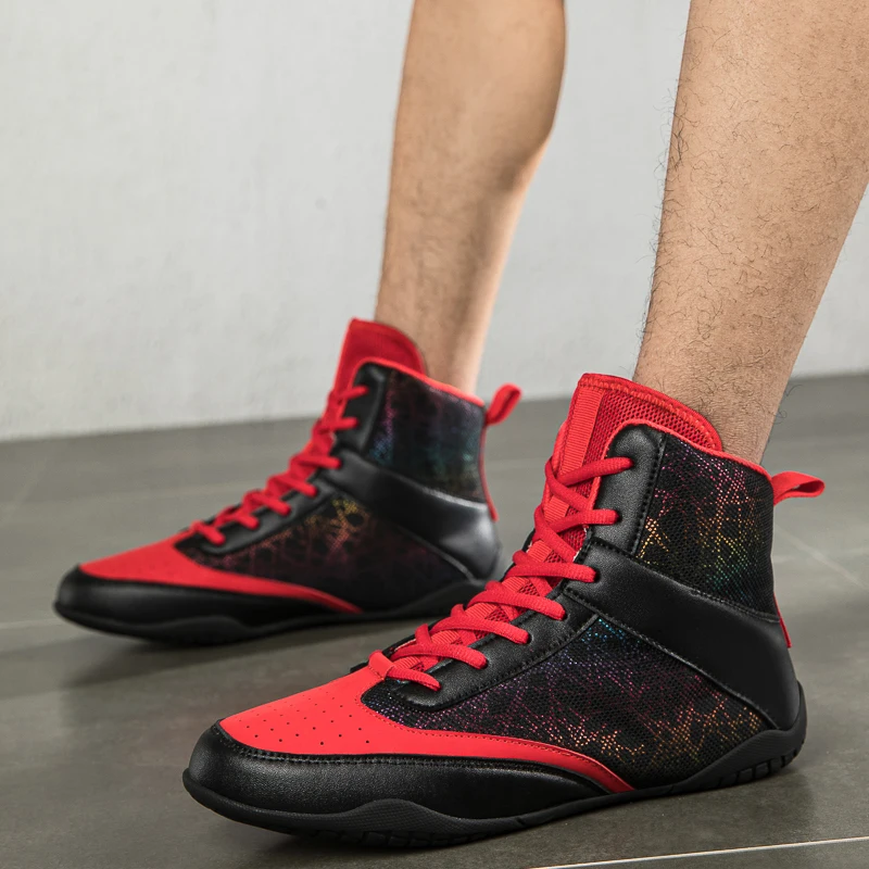 New Hot summer essential very good combat sports shoes Professional wrestling shoes Wrestling Boxing very good
New Hot summer essential very good combat sports shoes Professional wrestling shoes Wrestling Boxing very good