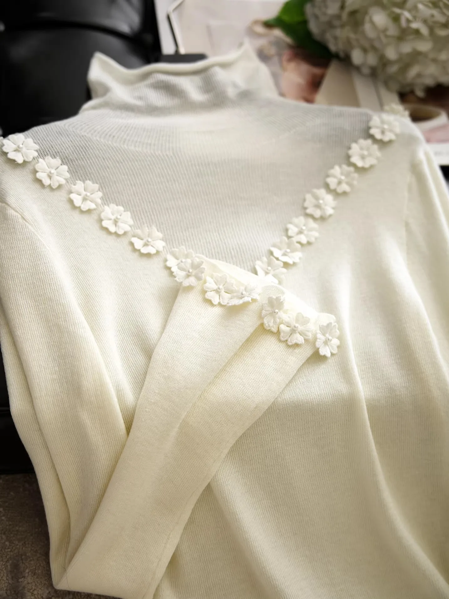 Women's Slim Fit Soft Wool Blend Knitwear High Collar Long Sve Floral Embroidery Top Layered Faion Commute Sle
Women's Slim Fit Soft Wool Blend Knitwear High Collar Long Sve Floral Embroidery Top Layered Faion Commute Sle