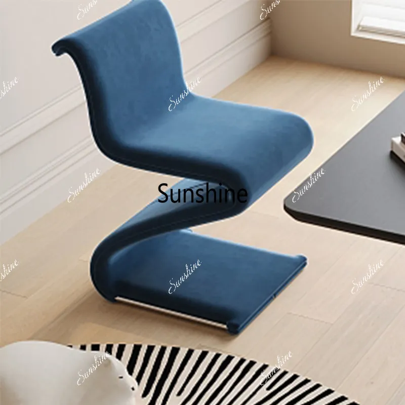 Design S-shaped folding fabric leisure chair, creative single person, reception
Design S-shaped folding fabric leisure chair, creative single person, reception