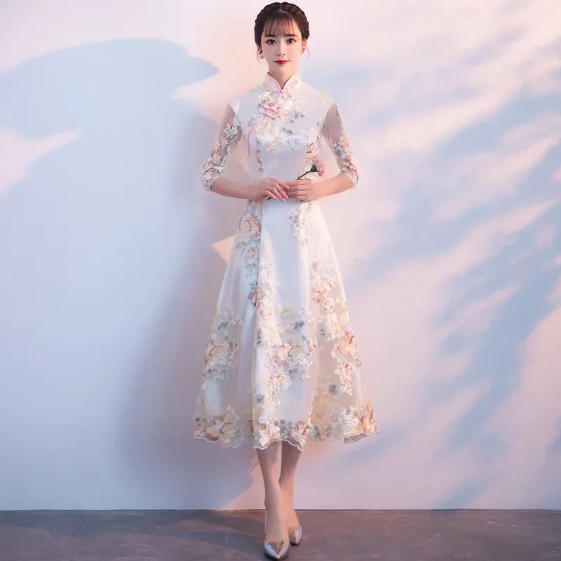 Champagne Sweet Elegant Bridesmaid Dress Women Temperament Formal Party Gown Exquisite Floral Embroidery Novelty Cheongsam
Champagne Sweet Elegant Bridesmaid Dress Women Temperament Formal Party Gown Exquisite Floral Embroidery Novelty Cheongsam