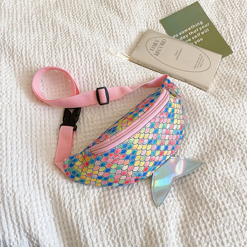 Сумки на плечо с рисунком русалки и блестками для девочек, детская нагрудная сумка с рыбьим хвостом, поясная сумка, милая красочная детская сумка через плечо, кошелек для монет
Сумки на плечо с рисунком русалки и блестками для девочек, детская нагрудная сумка с рыбьим хвостом, поясная сумка, милая красочная детская сумка через плечо, кошелек для монет