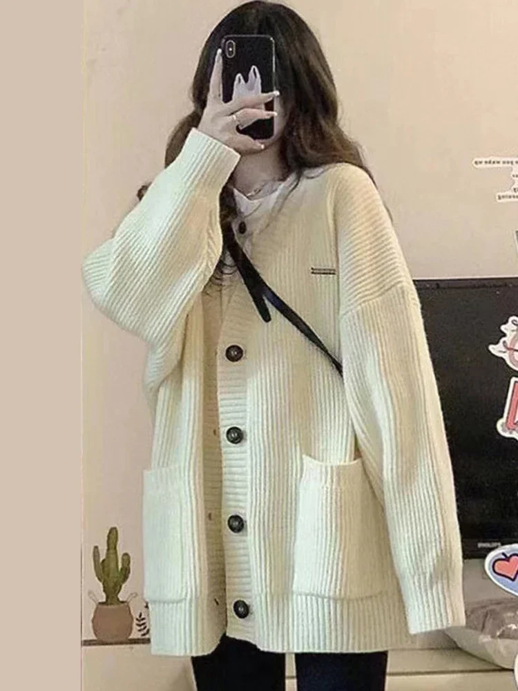 Korean Women's Sweater Loose Sweaters Warm Solid Pullover Knitwear Basic Female Tops Autumn Winter 2024 Cardigan
Korean Women's Sweater Loose Sweaters Warm Solid Pullover Knitwear Basic Female Tops Autumn Winter 2024 Cardigan