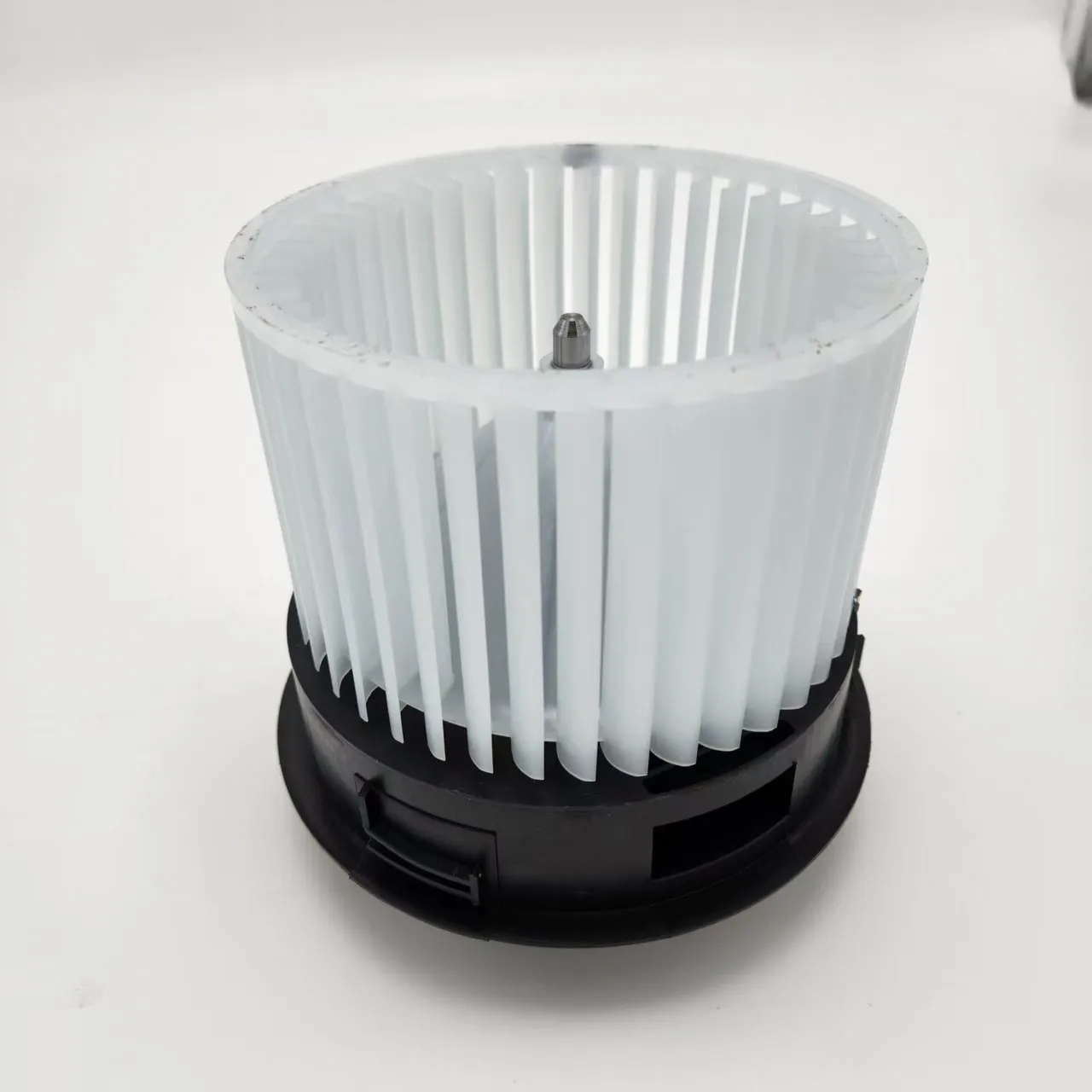 Suitable for 09-14 Nissan Cube Lhd Nissan Leaf Mk1 15-Rhd Juke 11-15 Nissan Lea Left-Hand Drive Blower Motor Oe: 272261Fc0B 272261Kl0A 700256 Hma89948 34360
Suitable for 09-14 Nissan Cube Lhd Nissan Leaf Mk1 15-Rhd Juke 11-15 Nissan Lea Left-Hand Drive Blower Motor Oe: 272261Fc0B 272261Kl0A 700256 Hma89948 34360