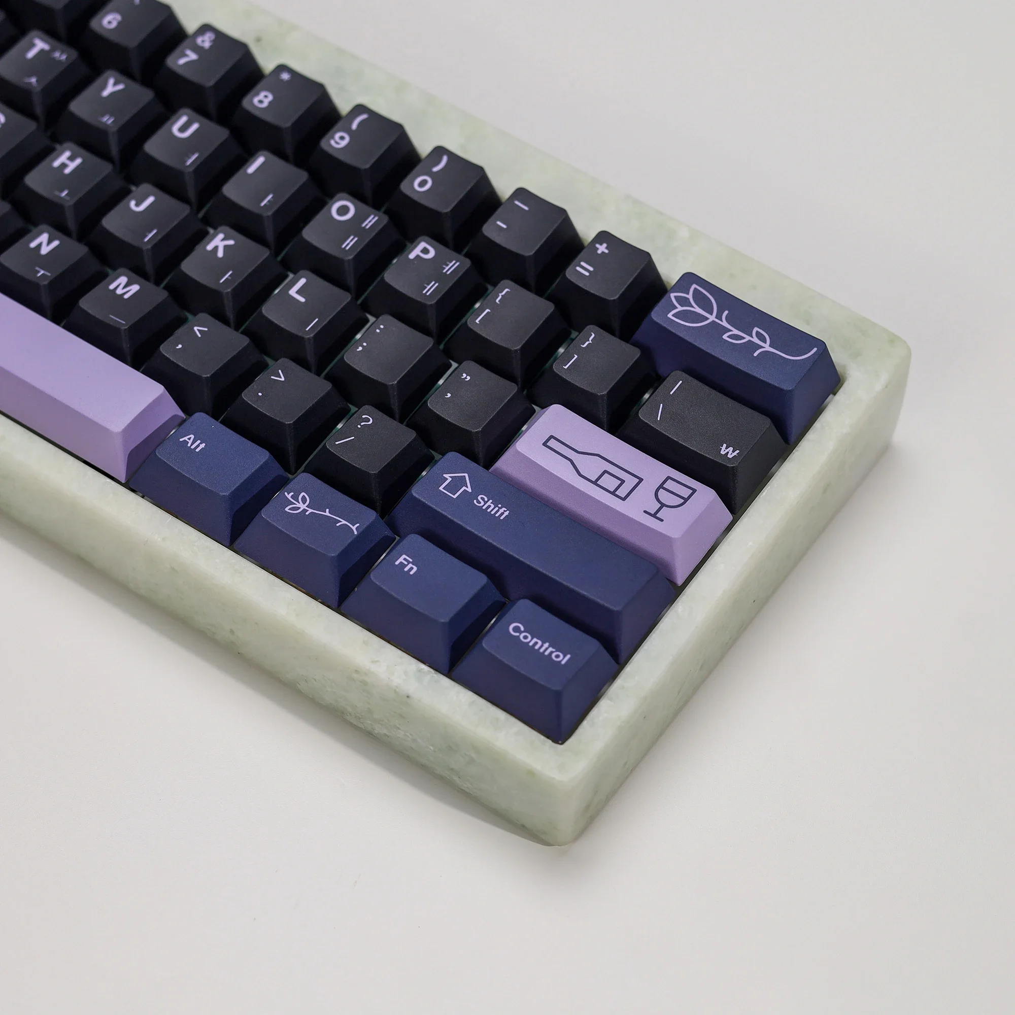 KBDiy 143Keys/Set GMK First Love Keycap Cherry Profile PBT Korean Keycaps for Mechanical Keyboard Custom Five Sides Sublimation
KBDiy 143Keys/Set GMK First Love Keycap Cherry Profile PBT Korean Keycaps for Mechanical Keyboard Custom Five Sides Sublimation