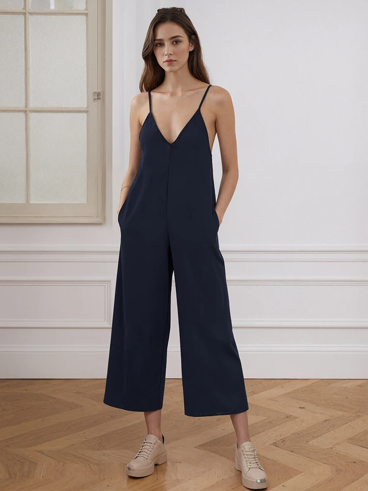 Women's Navy Blue Spaghetti Strap Deep V Jumpsuit Sleeveless With Wide-Leg Cropped Casual Jumpsuit Female Daily Wear Jumpsuit
Women's Navy Blue Spaghetti Strap Deep V Jumpsuit Sleeveless With Wide-Leg Cropped Casual Jumpsuit Female Daily Wear Jumpsuit