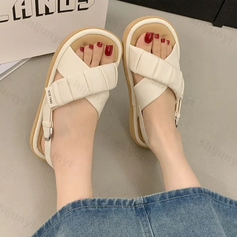 Fashion Thick Soled Casual Sandals for Women Summer 2025 New Cross Strap Open Toes Breathable Comfortable Versatile Beach Flats
Fashion Thick Soled Casual Sandals for Women Summer 2025 New Cross Strap Open Toes Breathable Comfortable Versatile Beach Flats