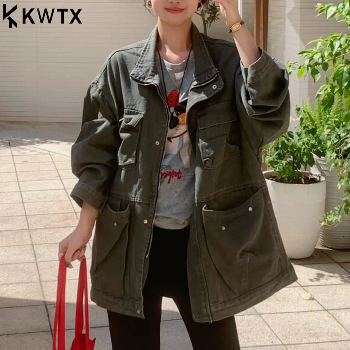 KWTX 2025 осенняя женская винтажная свободная куртка, повседневная элегантная рабочая одежда, пальто, модная верхняя одежда большого размера, модное пальто
KWTX 2025 осенняя женская винтажная свободная куртка, повседневная элегантная рабочая одежда, пальто, модная верхняя одежда большого размера, модное пальто