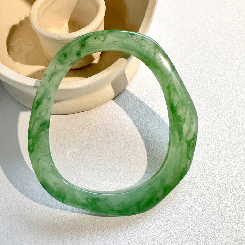 Retro Punk Green Brown Coffee Thick Resin Acrylic Bangles For Women Geometric Irregular Wide Bangle Bracelet Party Charm Jewelry
Retro Punk Green Brown Coffee Thick Resin Acrylic Bangles For Women Geometric Irregular Wide Bangle Bracelet Party Charm Jewelry