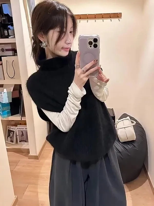 Корейский вязаный жилет с высоким воротником для женщин, осенне-зимняя новинка, верхняя одежда для многослойных образов, без подплечников, универсальный размер
Корейский вязаный жилет с высоким воротником для женщин, осенне-зимняя новинка, верхняя одежда для многослойных образов, без подплечников, универсальный размер