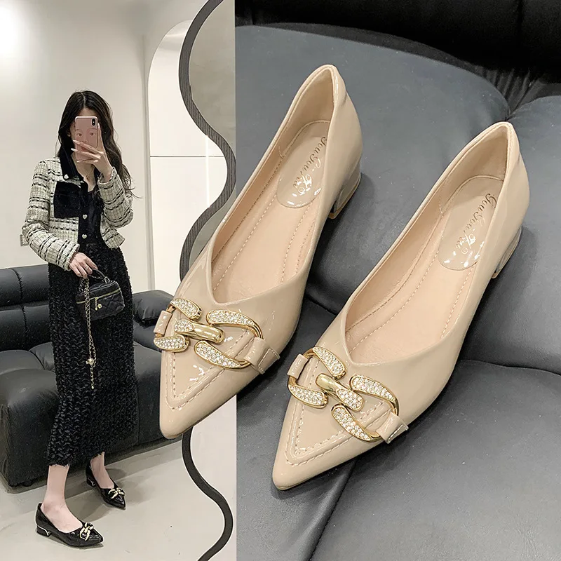 2026 Spring New Red Wine Color Painted Leather Thick Heel Single Shoes Women's Pointed Toe Soft Leather High-End Sensation
2026 Spring New Red Wine Color Painted Leather Thick Heel Single Shoes Women's Pointed Toe Soft Leather High-End Sensation