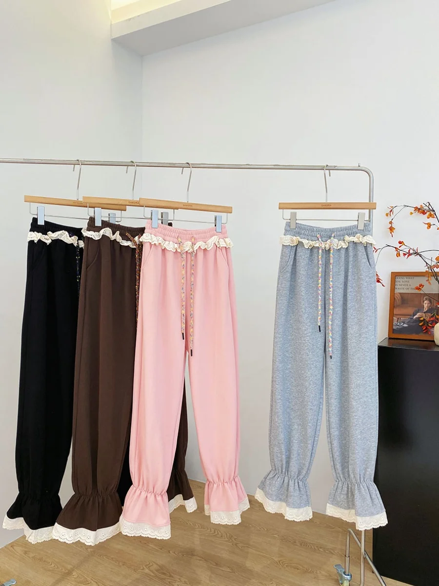 Thickened Fleece Bell Bottom Pants Women's Casual High Waist Long Trousers Korean Style Sweet Lace Pink Color 2024 Autum...
Thickened Fleece Bell Bottom Pants Women's Casual High Waist Long Trousers Korean Style Sweet Lace Pink Color 2024 Autum...